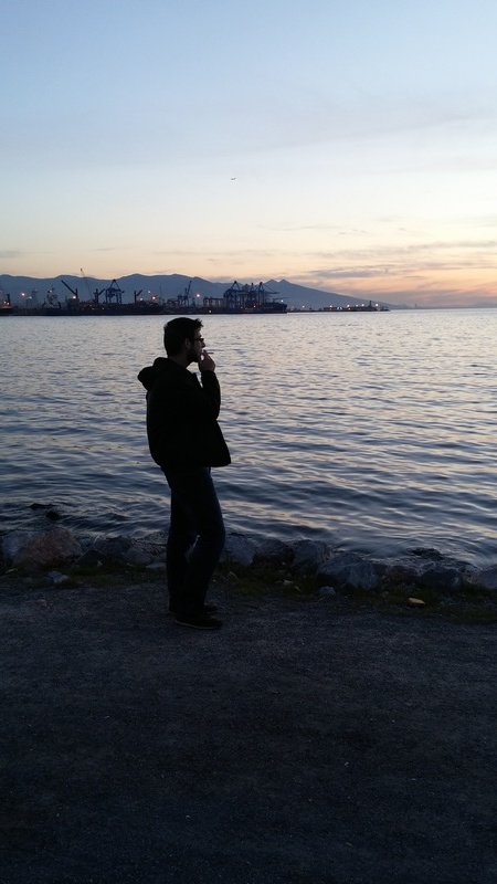 Хочу познакомиться. Mustafa из Турции, İzmir, 32