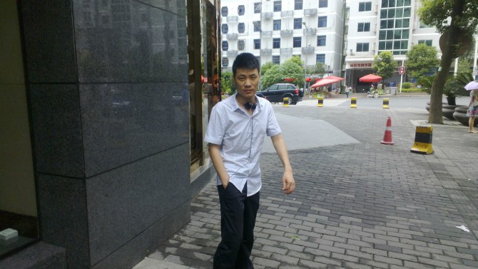Хочу познакомиться. Hong из Китая, Chongqing, 37