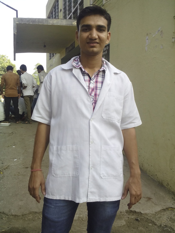 Dr. naveen, Мужчина из Индии, Bhiwani