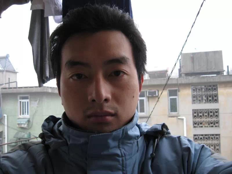 Zhu, Мужчина из Китая, Nanjing