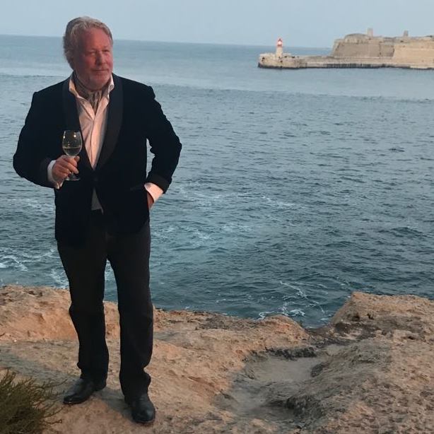 Chrisasia, Мужчина с Мальты, Valletta
