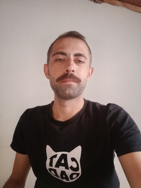 Хочу познакомиться. Mert из Турции, Izmir, 31